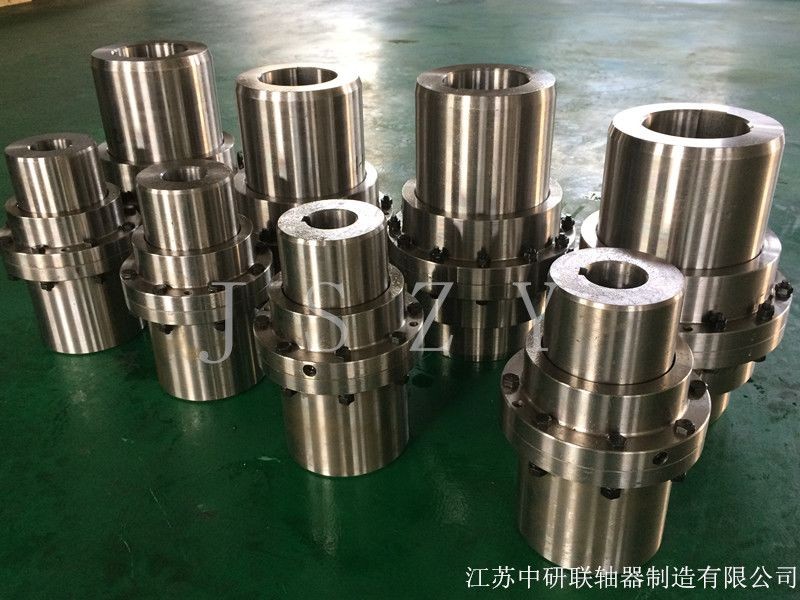 聯(lián)軸器安裝調整后持兩軸對中
